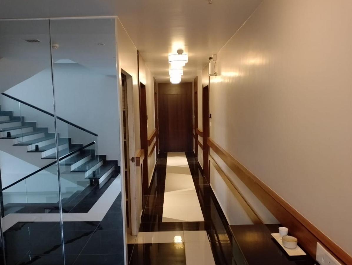 The Convoy Hotel Dibrugarh Bagian luar foto